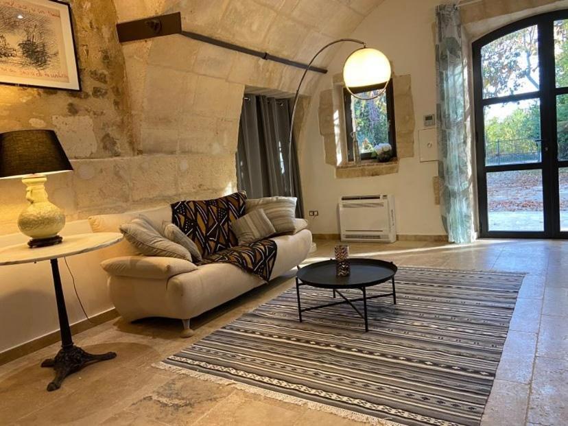 Domaine Cap Rubis Bed & Breakfast Paradou Bagian luar foto